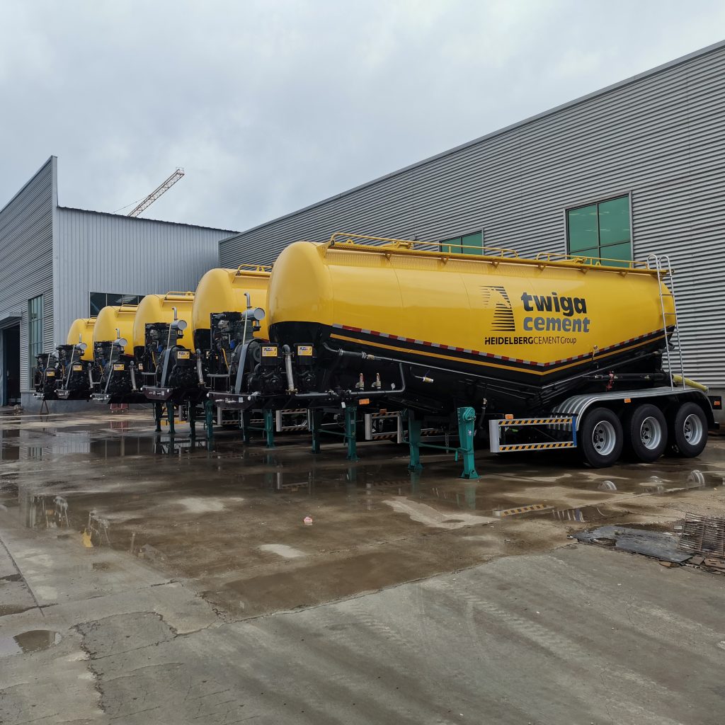 35CBM 3 Axles Cement Bulk Carrier Tanker Semi Trailer for sale in