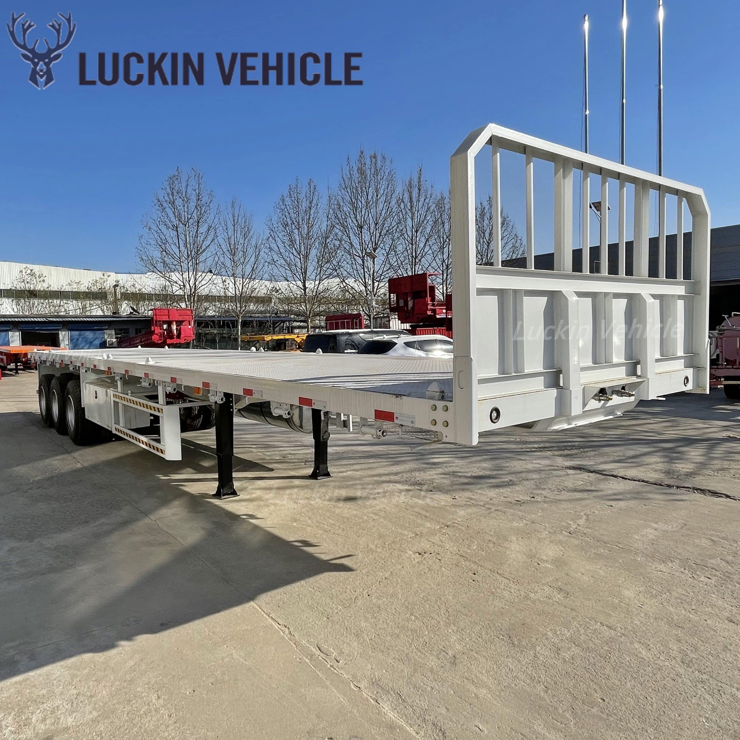 Trinidad and Tobago Customers Visit Luckin Factory to Inspect Flatbed Semi Trailer插图3
