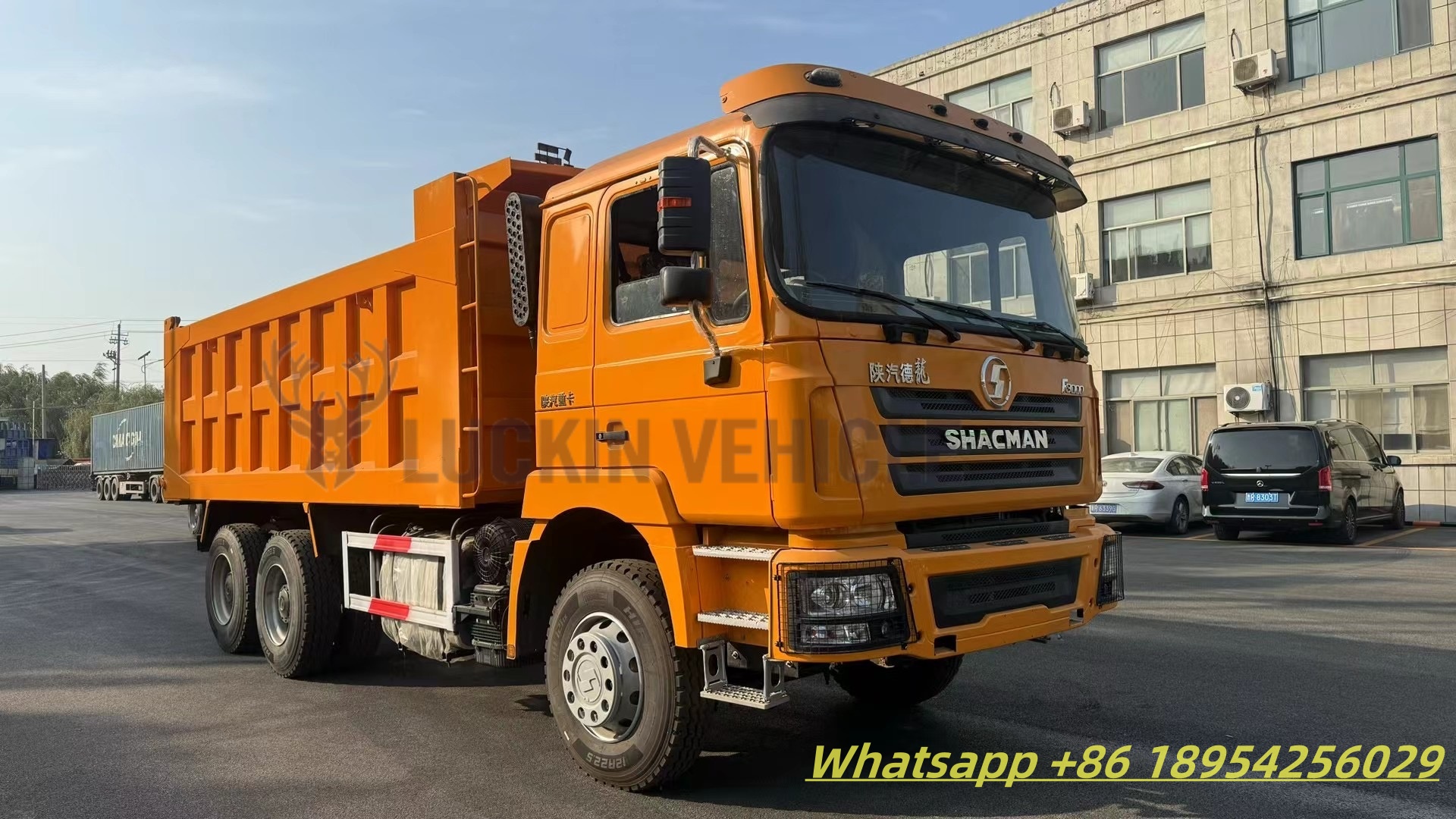 Kenya Customer Bought the Used Shacman Dump Truck插图