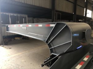 Lowbed Semi-Trailer – High Payload Capacity and Exceptional Performance for Heavy-Duty Transport插图2